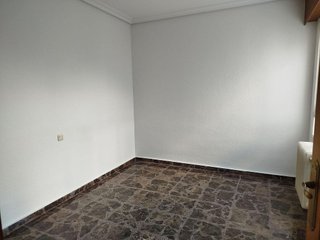 Piso en venta en Santa Cruz - Industria - Polígono Campollano en Albacete