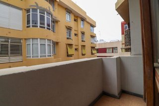 Piso en venta en Arenales - Lugo - Avenida Marítima en Palmas de Gran Canaria(Las)