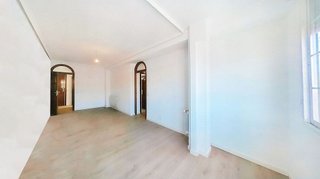 Piso en venta en Juan de la Cierva en Getafe