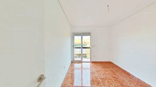 Piso en venta en El Castell en Burjassot