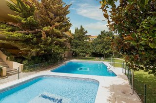 Piso en venta en Elviria en Marbella