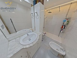 Piso en venta en Las Cancelas - Valdeolletas en Marbella