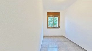 Piso en venta en Creu de Barberà en Sabadell