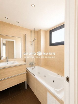 Piso en venta en Gorg - Pep Ventura en Badalona