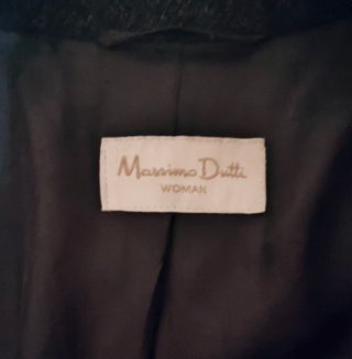 Chaqueta gris. Massimo Dutti