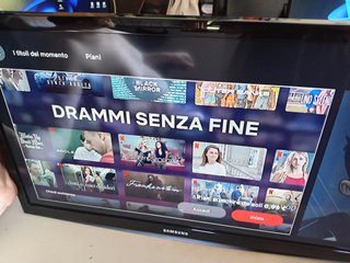 Samsung 24 HD LED Smart TV (N4300)
