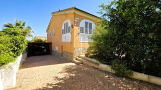 Chalet en venta en Las Pedrizas en Chiva