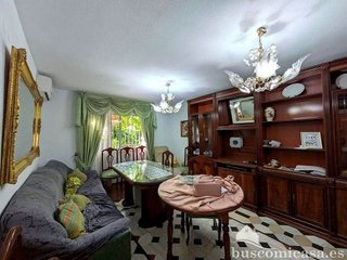 Chalet en venta en Zona Hospital en Linares