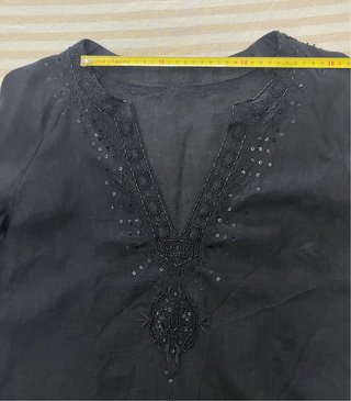 Blusón Zara Lino Negro Abalorios