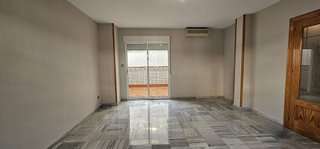 Casa adosada en venta en Maracena