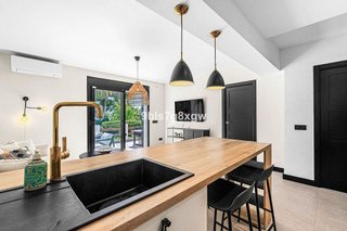 Piso en venta en Nueva Andalucía centro en Marbella