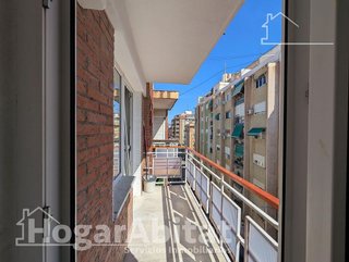 Piso en venta en Carolinas Bajas en Alicante