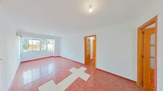 Piso en venta en Juan XXIII en Sevilla