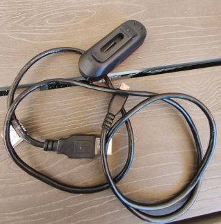 Accesorios ciclismo: bomba, casco, chaleco, luces.