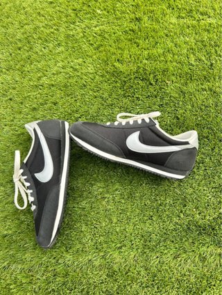 Zapatillas Nike Talla 40.5 Mujer Negras/Plata