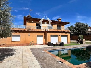 Chalet en venta en Puigventós en Lloret de Mar