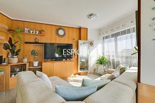 Piso en venta en Eixample Nord – La Devesa en Girona