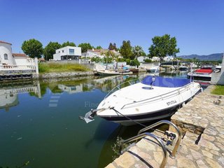Chalet en venta en Empuriabrava en Castelló d´Empúries