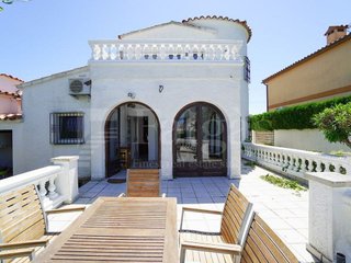 Chalet en venta en Empuriabrava en Castelló d´Empúries