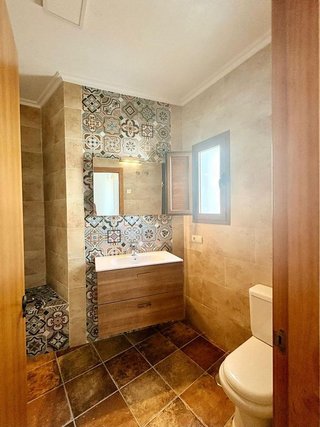 Casa adosada en venta en Guaro
