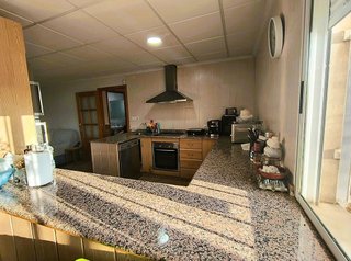 Chalet en venta en Crevillent