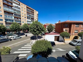 Casa adosada en venta en El Ejido - Santa Ana en León