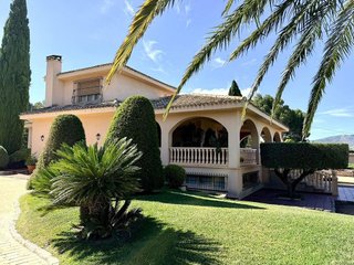 Chalet en venta en Cocentaina