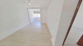 Piso en venta en Juan XXIII en Sevilla