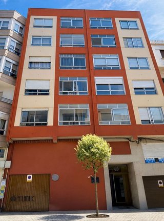 Piso en venta en Teis en Vigo