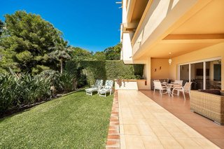 Piso en venta en Elviria en Marbella