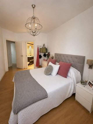 Piso en venta en Colores - Entreparques en Sevilla