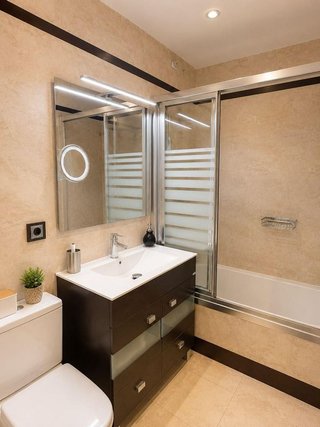 Piso en venta en Colores - Entreparques en Sevilla