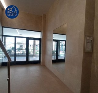 Piso en venta en San Pedro de Deusto-La Ribera en Bilbao