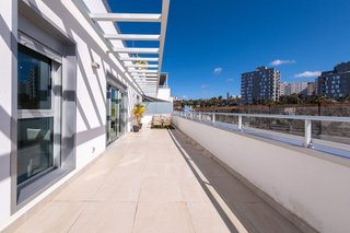 Ático en venta en Guanarteme en Palmas de Gran Canaria(Las)