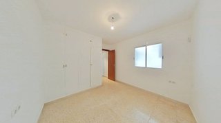 Piso en venta en Carolinas Bajas en Alicante