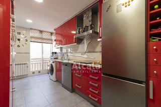 Dúplex en venta en Veredillas - Juncal - Zarzuela en Torrejón de Ardoz