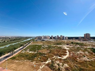 Piso en venta en Puerto Deportivo en Guardamar del Segura