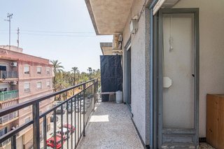 Piso en venta en El Raval - Portes Encarnades en Elche