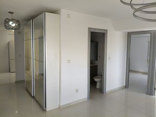 Piso en venta en Montemar en Torremolinos