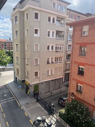 Piso en venta en Las Arenas Centro en Getxo