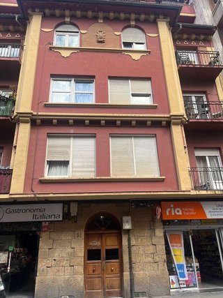Piso en venta en Las Arenas Centro en Getxo