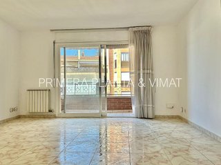 Piso en venta en Peramàs en Mataró