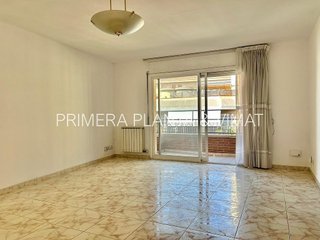 Piso en venta en Peramàs en Mataró