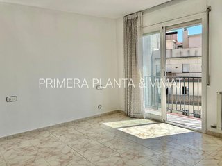 Piso en venta en Peramàs en Mataró