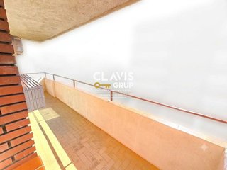 Piso en venta en La Prosperitat en Barcelona