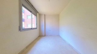 Piso en venta en Creu de Barberà en Sabadell