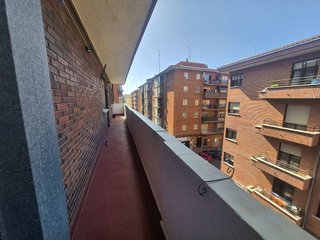 Piso en venta en Sur en Ávila