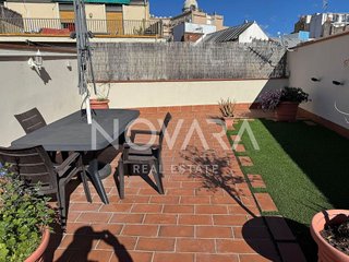 Ático en venta en El Raval en Barcelona