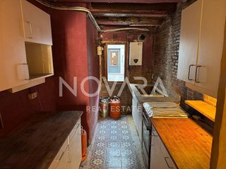 Ático en venta en El Raval en Barcelona