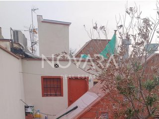 Ático en venta en El Raval en Barcelona